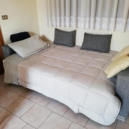 Apartamento Ginger'S House Malpensa Cardano Al Campo Exterior foto